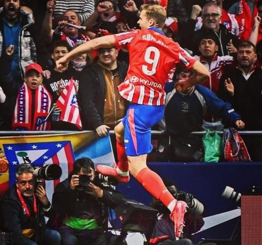 西甲-8分钟连丢3球!皇马4-4黄潜 索尔洛特大四喜